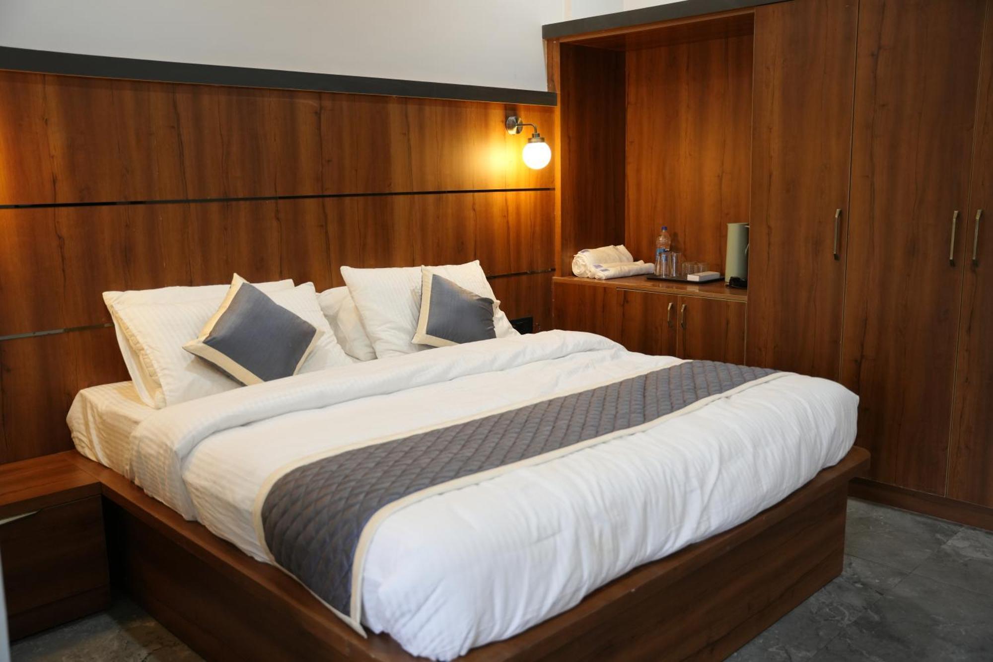 Sarvam Residency Hotel Sagar  Luaran gambar