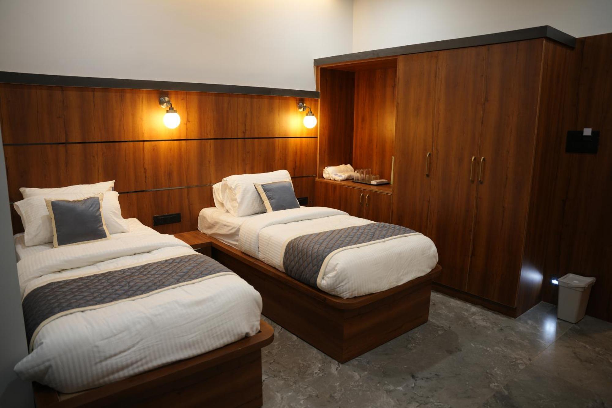Sarvam Residency Hotel Sagar  Luaran gambar